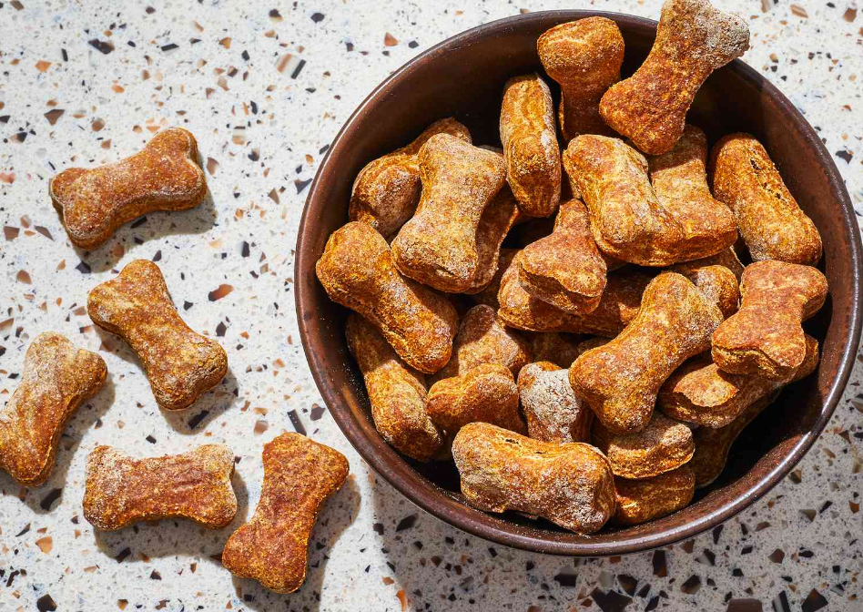 The Role of Texture: How Crunchy and Soft Homemade Treats Affect Dental Health